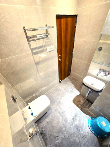 Bathroom 3, Hotel The Ceremony, Thane