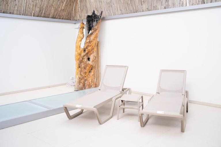 Others 5, Pietra Viva Suite e Relax, Lecce