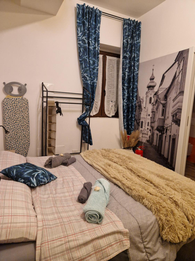 Others 4, Dream & Fly Apartment, Varese