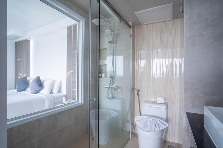 Bathroom 5, Thongtarin Hotel Surin, Muang Surin