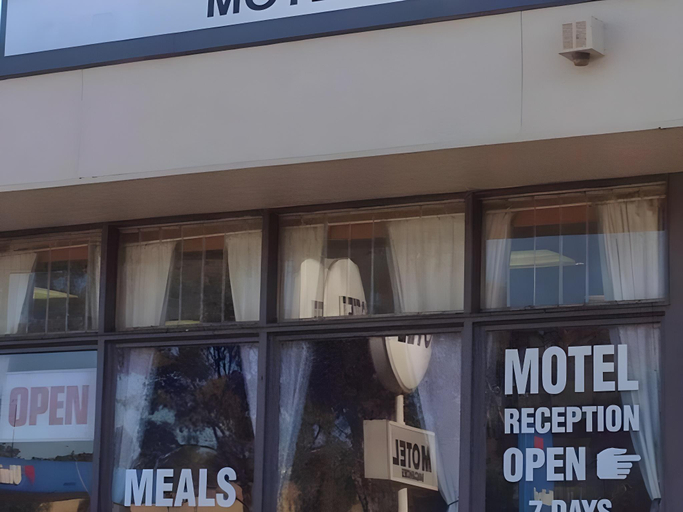 Others 5, Weighbridge Motel Truro, Mid Murray