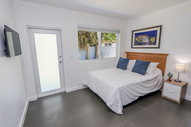 Bedroom, Mimo Bungalows By Renzzi, Miami-Dade