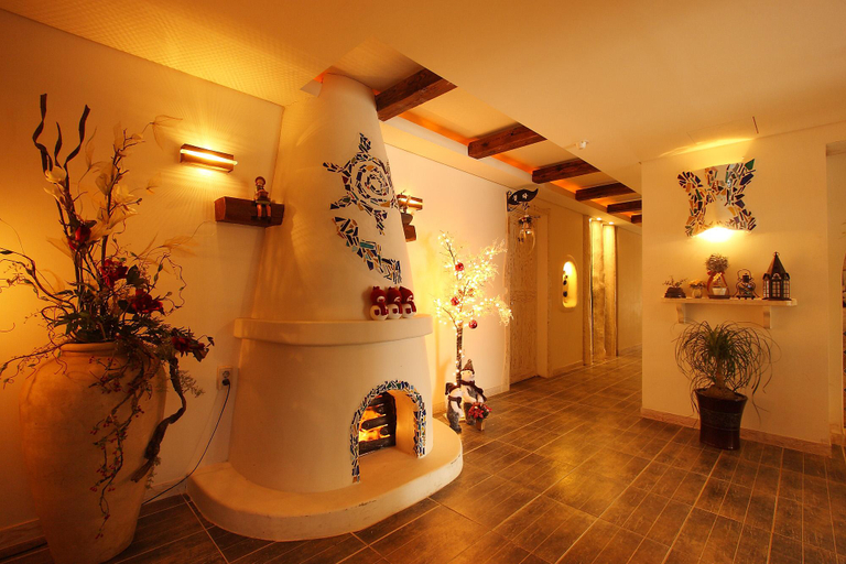Others 5, Anmyeongdo Oshu, Taean