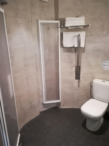 Bathroom 4, Punta Monpas, Guipúzcoa