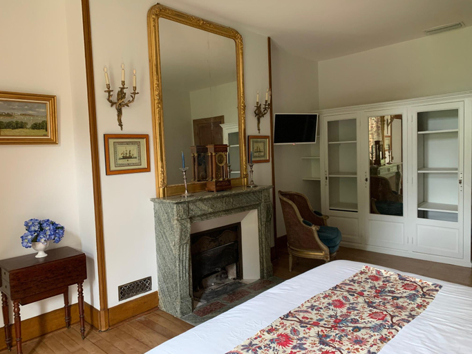 Bedroom, l'Abeaupinière, Indre