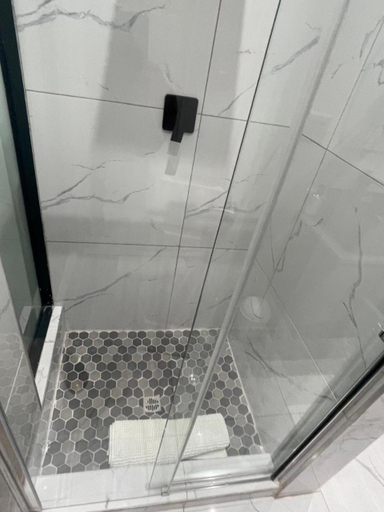 Bathroom 2, Stay In Carlazo - Unlimited WiFi Solar backup, City of Johannesburg