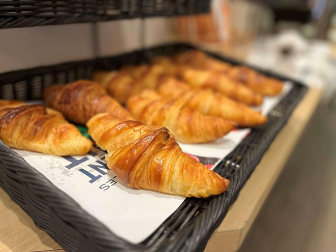 Food & Drinks 5, Kyriad Paris 18 - Porte de Clignancourt - Montmartre, Paris