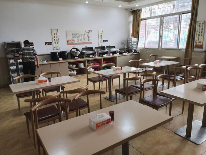 Food & Drinks 4, GreenTree Alliance Hotel Cenxi Guangnan Road, Wuzhou