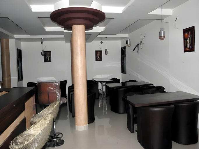 Others 4, Hotel Shivalik Abu Road, Sirohi