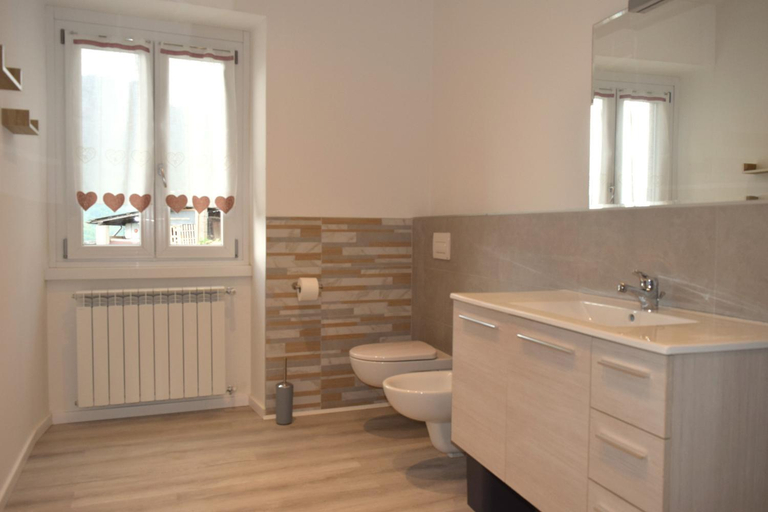 Bathroom 2, Bed &Breakfast Bellavista, Bergamo