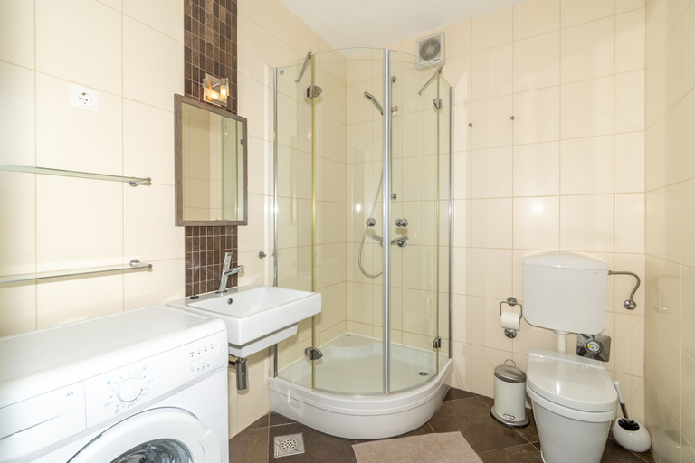 Bathroom, Trstenik Beach Apartment, Cute Place with Sea View, Split