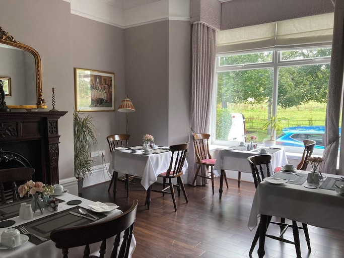 Food & Drinks 5, The Old Lodge Guest House, Lincolnshire