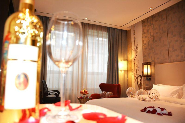 Bedroom 2, Tian Mei Le Business Hotel, Xiangfan