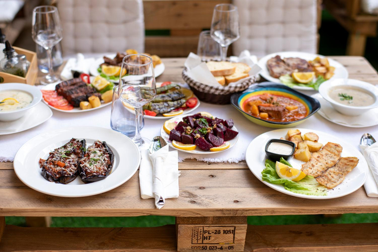 Food & Drinks 3, Bob Marley Bnb & Hostel, Tiranës