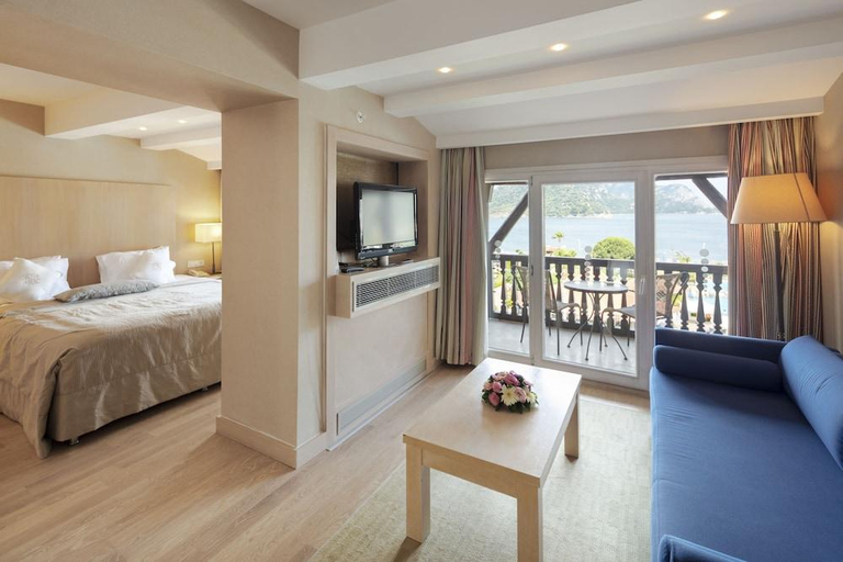 Bedroom 3, Marti Resort Deluxe Hotel, Marmaris