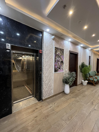 Public Area 2, Hotel Mango Tree, Vrindavan, Mathura
