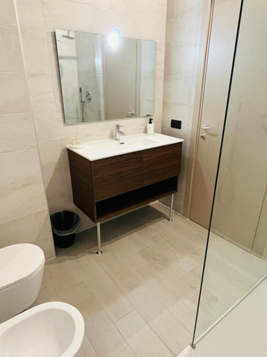 Bathroom 3, B&B DaDi Chic, Bari