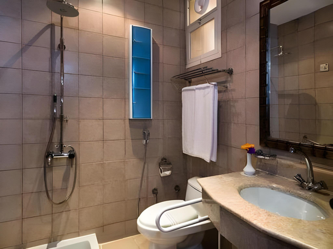 Bathroom 4, Boudl Buraydah Apartment