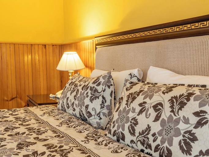 Bedroom 3, Tiger Nest Resort, Tsento