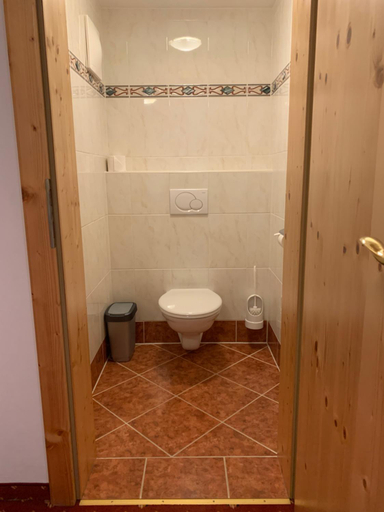 Bathroom 4, Heisshof, Liezen