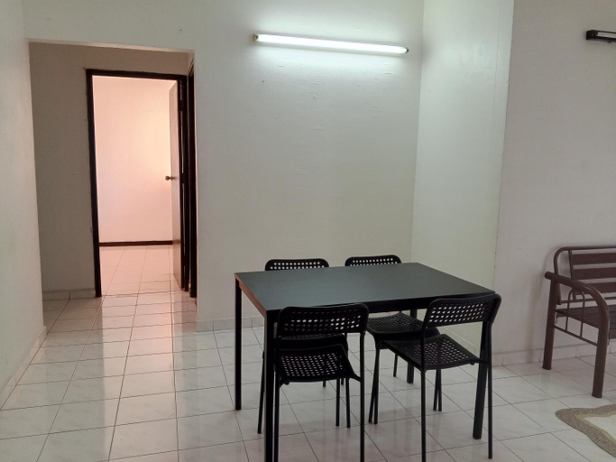 Others 5, Homestay Idaman (Penang) with 3 Room Not Sharing, Central Seberang Perai