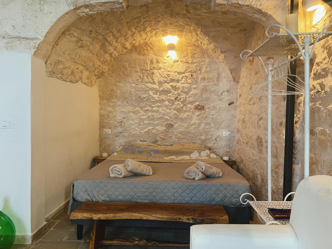 Bedroom 2, Euphoria luxury room, Brindisi