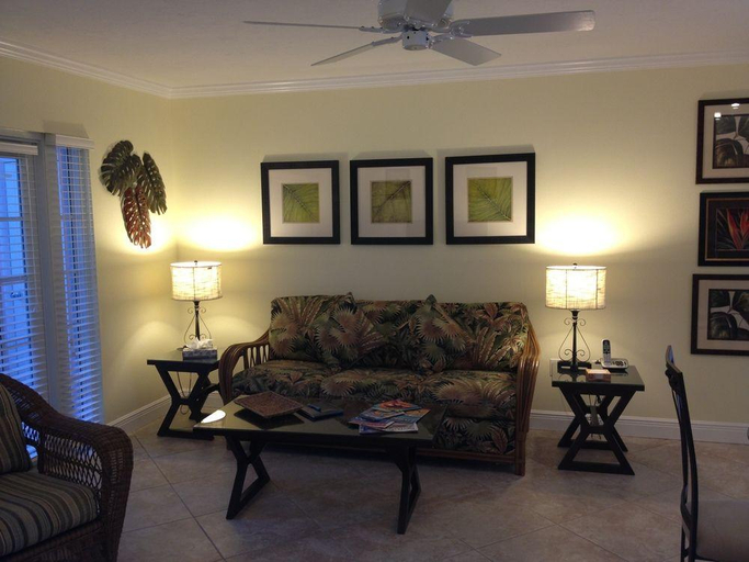 Others 5, Siesta Key Palms, Sarasota