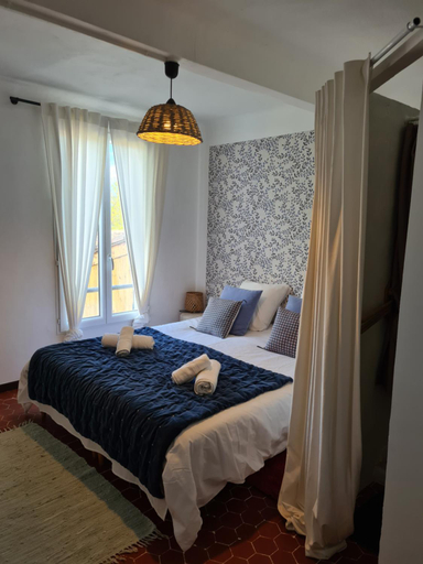 Bedroom 2, La Ferme Constantin, Var