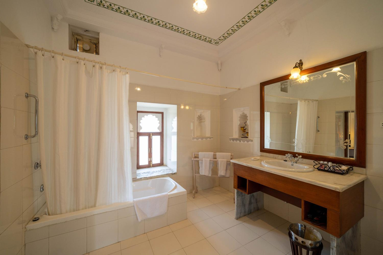 Bathroom 2, Sardargarh Heritage Hotel, Rajsamand