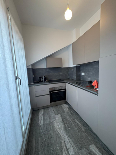 Others 5, Lux Flat Sesto, Milano