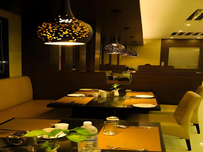 Food & Drinks 1, KRV Meridian, Karur