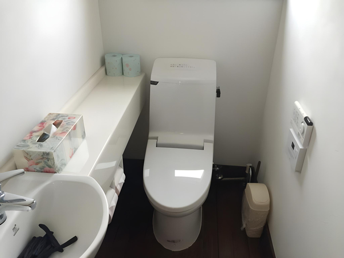 Bathroom 2, Horse Village Uma no Yado, Urakawa