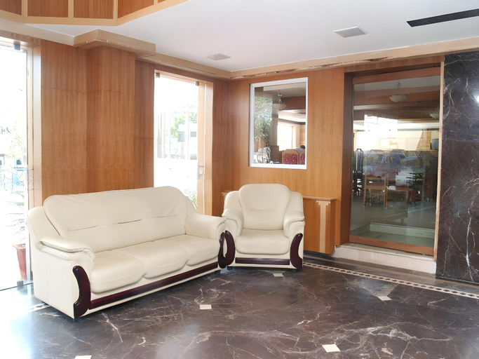 Public Area 2, Hotel Raj, Thoothukkudi