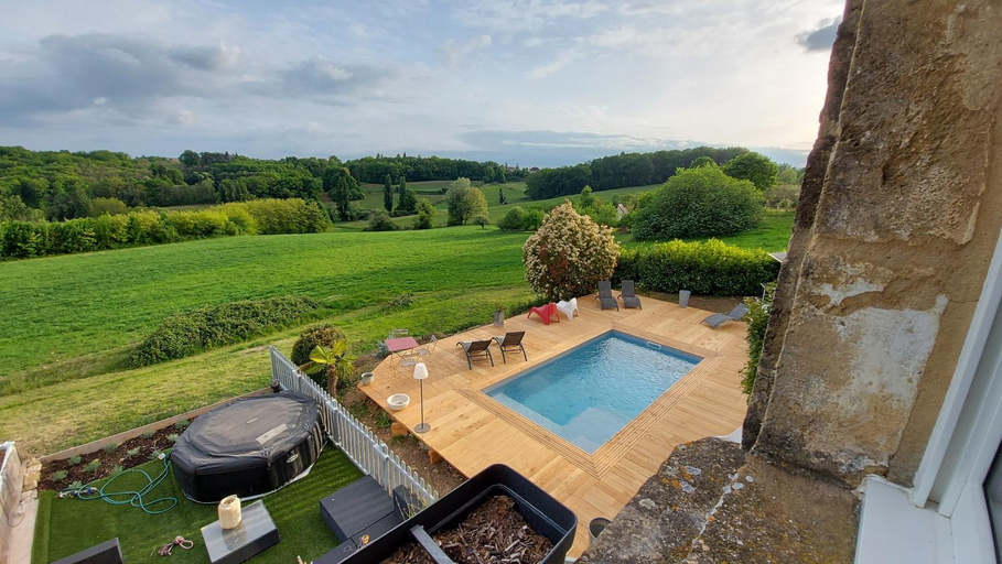 Others 4, Le Clos des Bories, Dordogne