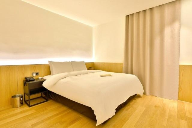 Bedroom 2, Yeoksam CF, Gangnam