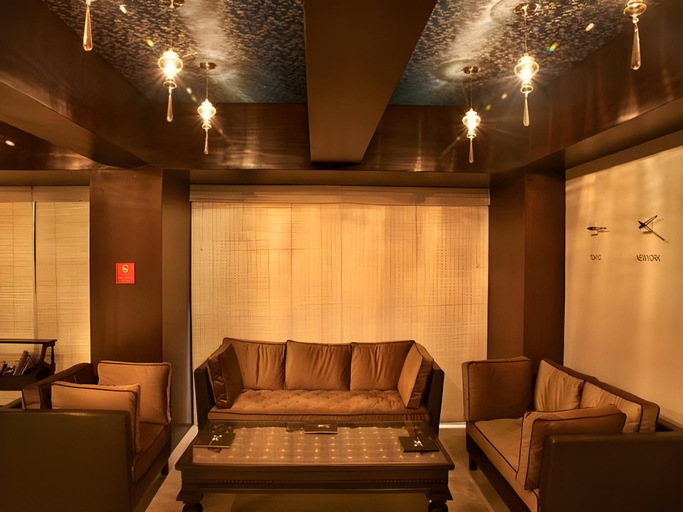 Public Area, Hotel The Golden Oak Central by Citrus Prime, Raipur