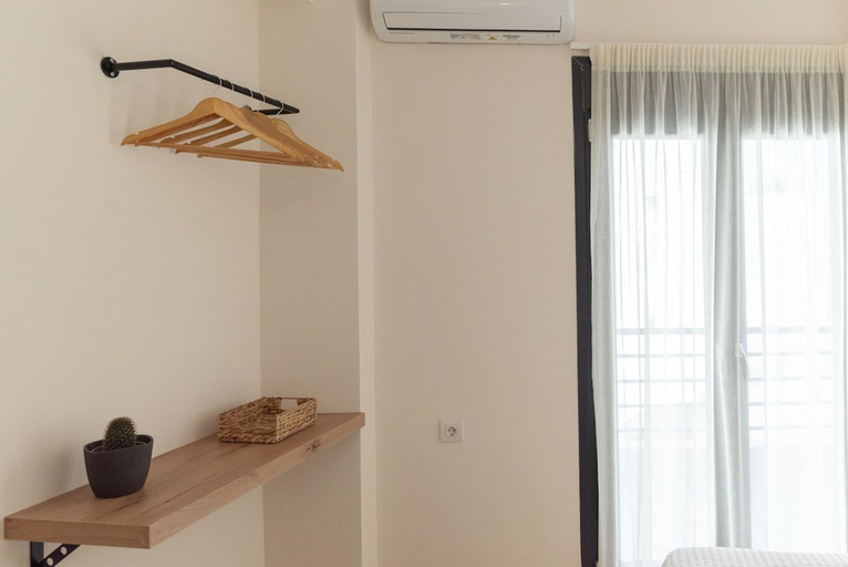 2, Saint Matthew Central Apartment by Senaon, Crete