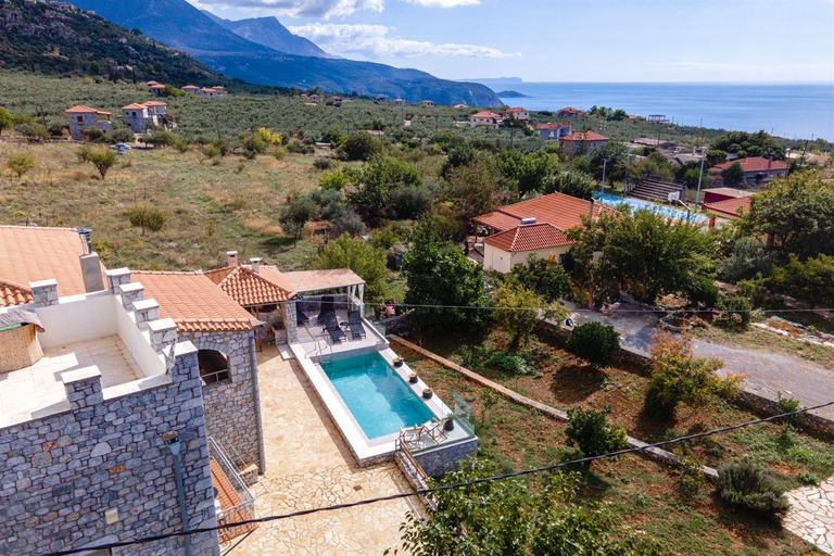 Others 3, Villa Sygyro, Peloponnese