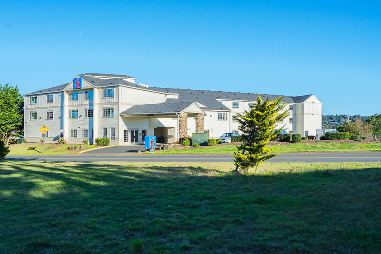Exterior & Views 2, Motel 6 Newport, OR, Lincoln
