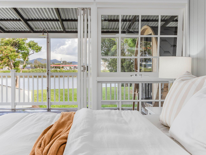 Bedroom 3, Hamptons White House, Tweed - Pt B
