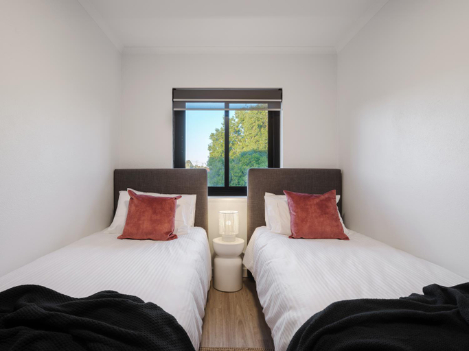 Bedroom 3, Whyalla Skysuites, Whyalla