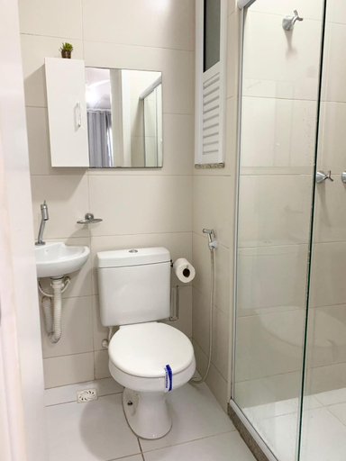 Bathroom, Golden Lake, Arraial do Cabo