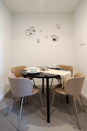 5, lvl35 Uno Melbourne CBD with City View, Melbourne
