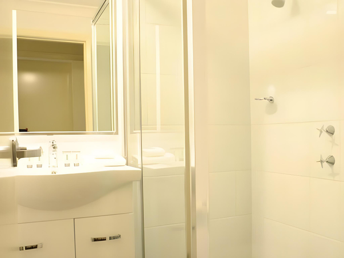 Bathroom 4, Comfort Inn Serenity Bathurst, Bathurst Regional - Pt A