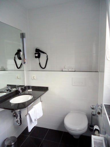 Bathroom 5, Hotel Garni Eden, Bodenseekreis