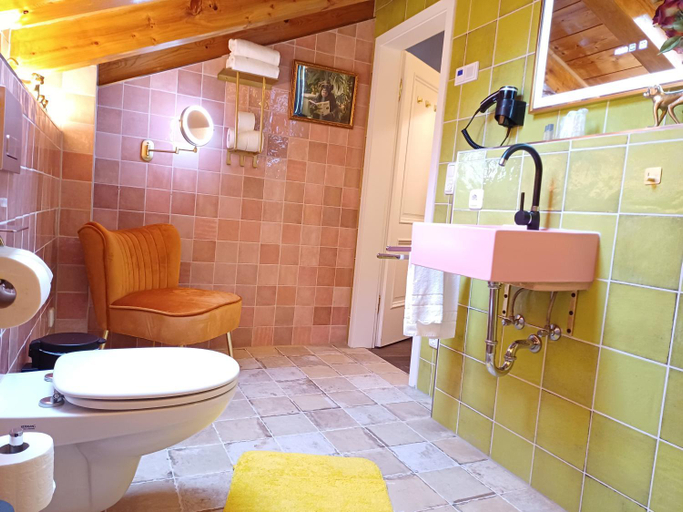 Bathroom 4, Haus Miele, Garmisch-Partenkirchen