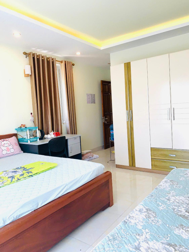 Others 4, Tonys House, Huế