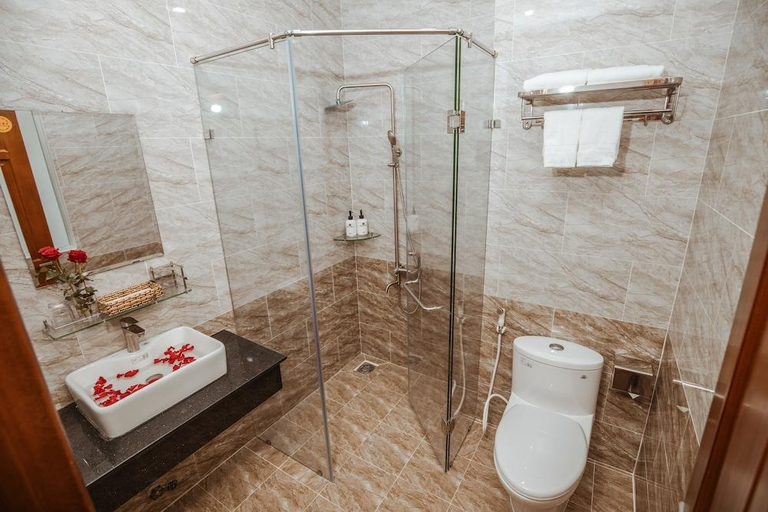 Bathroom 3, Anh Duc Hotel Da Lat City, Đà Lạt