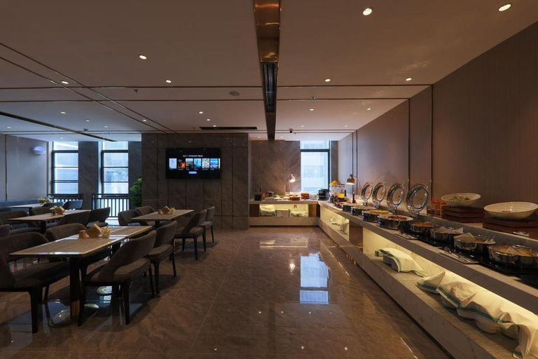 Food & Drinks 4, Poltton International Service Apartment Guangzhou Technology Park Xingwei Building, Guangzhou