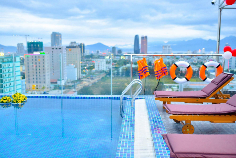 Sport & Beauty 2, Bliss Luxury Hotel & Spa, Da Nang